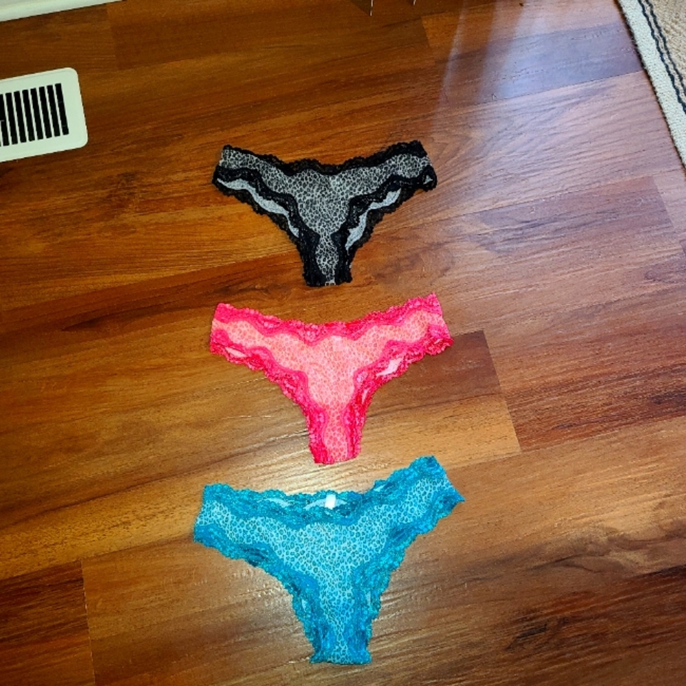 3 pair of affinitas bikini panties